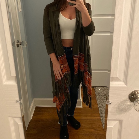 Cotton By Autumn Cashmere Olive Aztec Cardigan - Picture 4 of 6